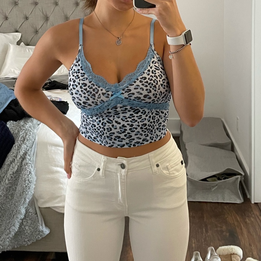 Blue cheetah print crop top